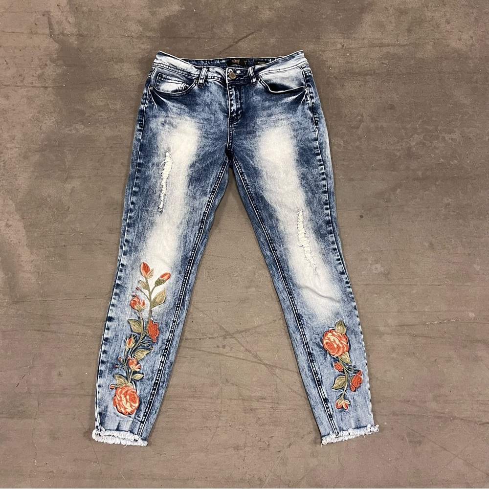 YMI Women’s White Wash Skinny Jeans Distressed Orange Embroidered Floral